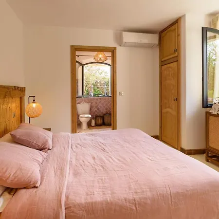 Olympus - 1000Eur Per Night - Contact Property To Confirm Availability And Rates Grimaud